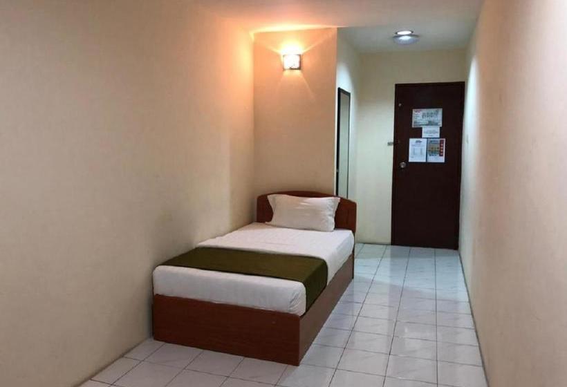 בית מלון כפרי Sarina