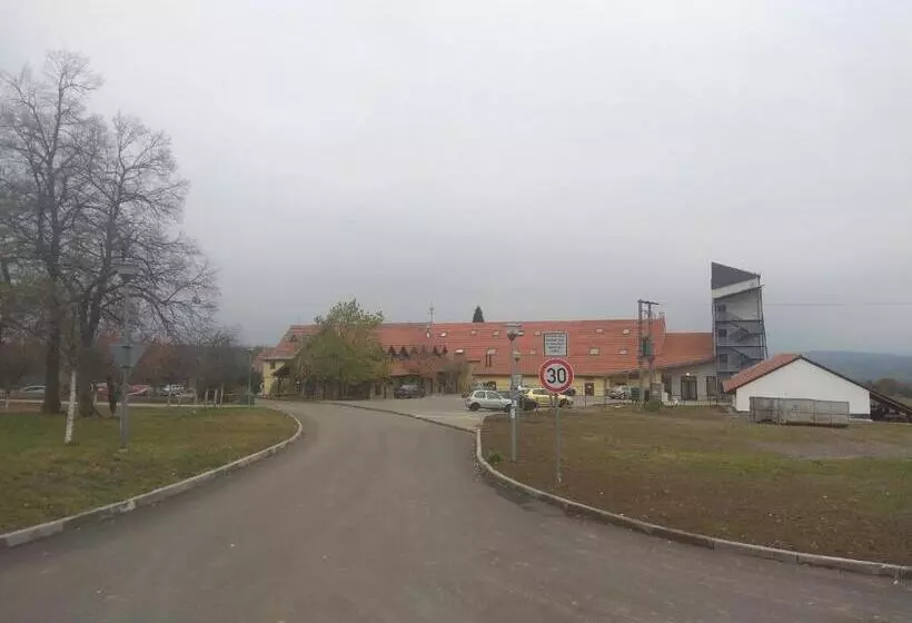 ホテル Statek Olšany