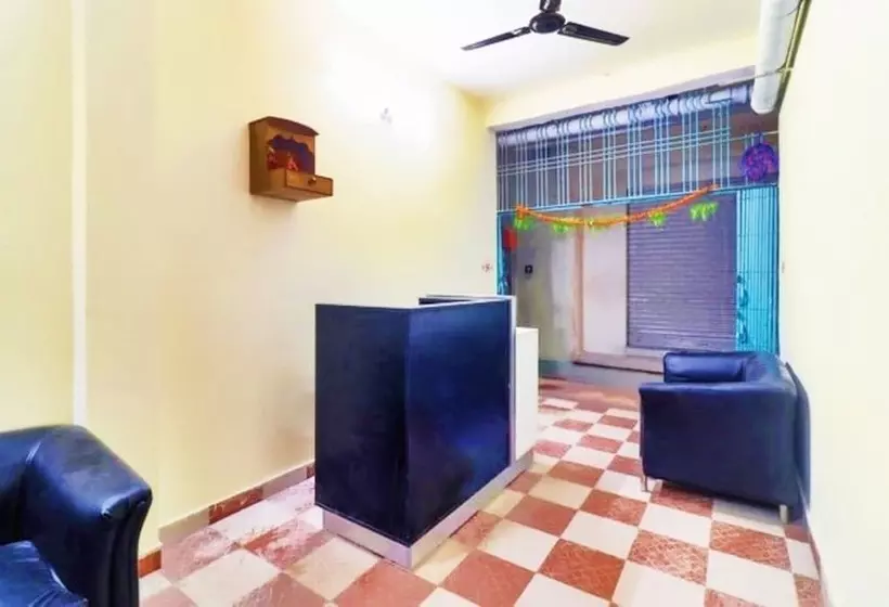 Station View Mughalsarai By Shrigo Hotels