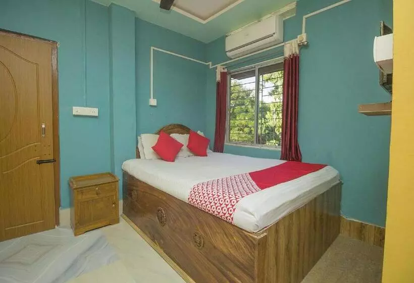 ホテル Vaccinated Staff  Oyo 60869 Sandhana Homestay