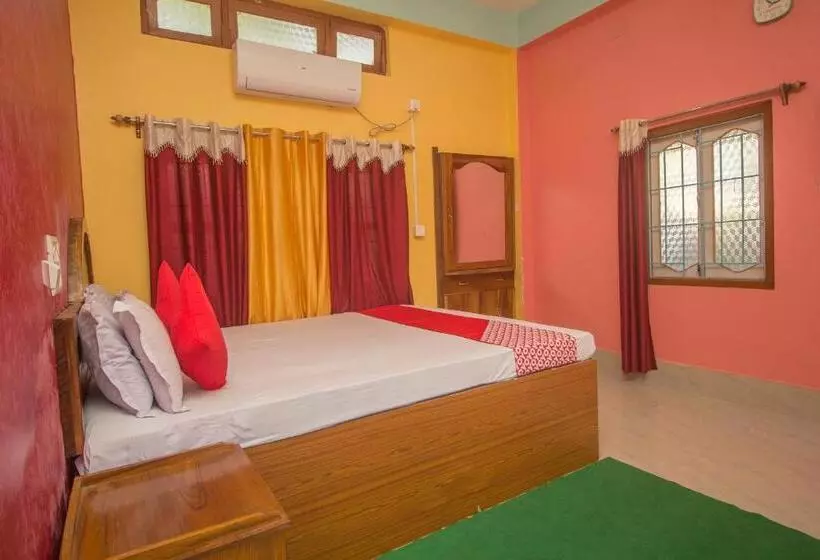 ホテル Vaccinated Staff  Oyo 60869 Sandhana Homestay