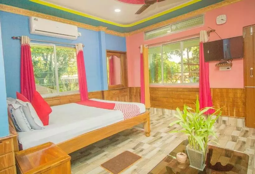 ホテル Vaccinated Staff  Oyo 60869 Sandhana Homestay