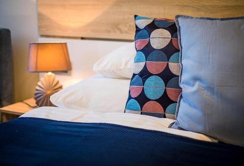 호텔 Vitis Kúria 7171 Balatonrendes