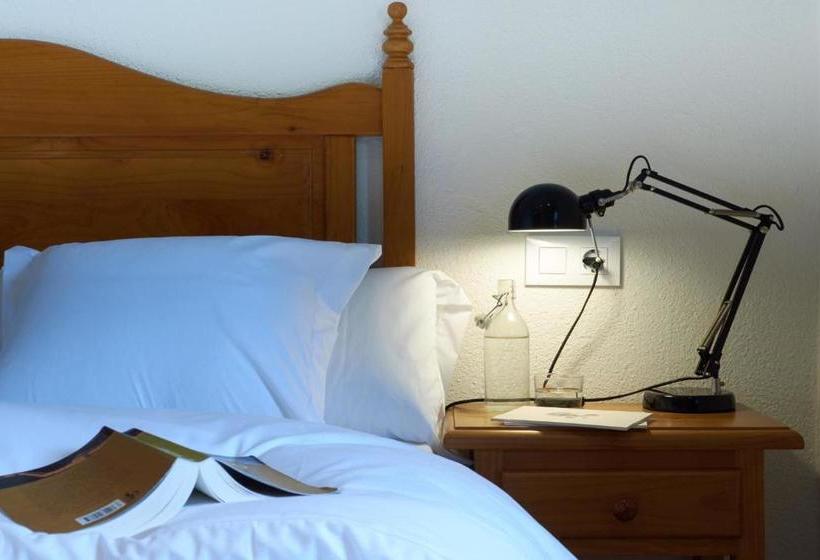 펜션 Hostal Can Maret