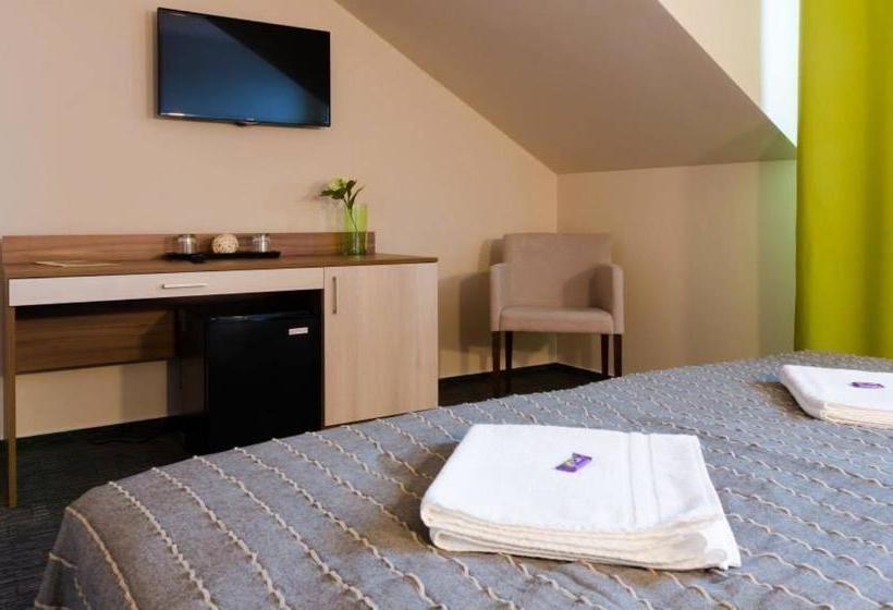 膳宿费 Penzion Lipa