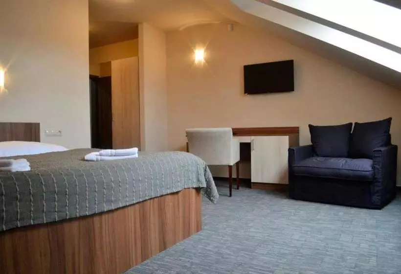 ペンション Penzion Lipa