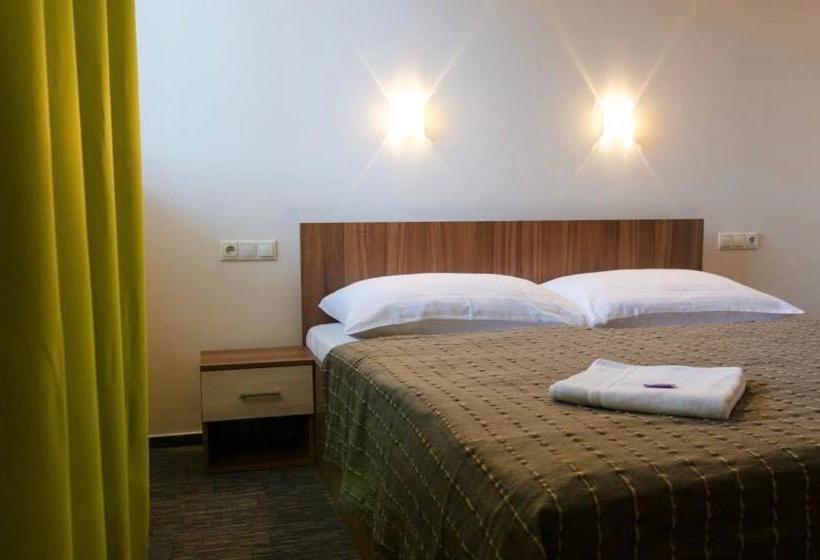 Пансион Penzion Lipa