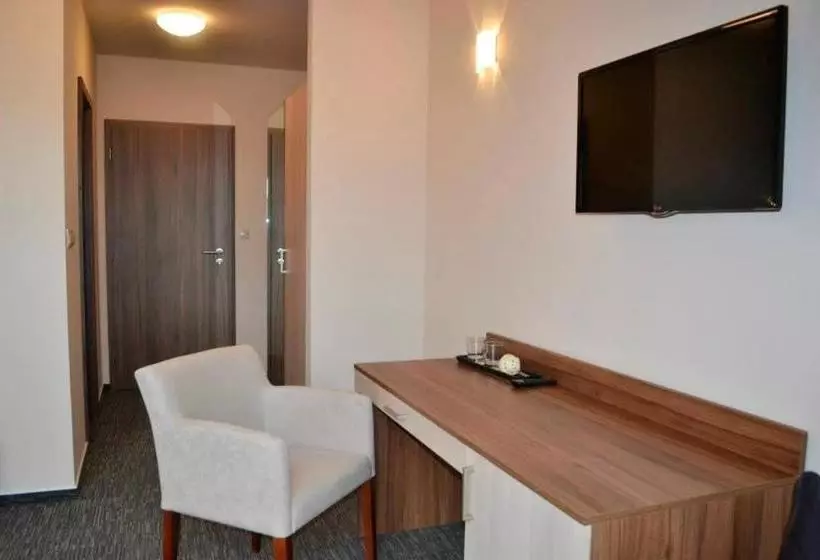 ペンション Penzion Lipa