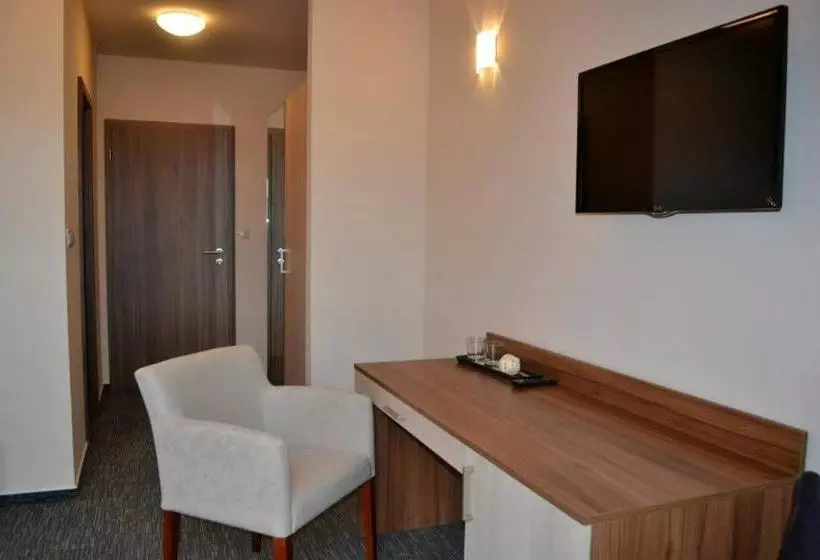 ペンション Penzion Lipa