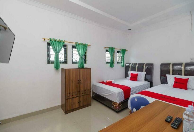 Pensjonat Reddoorz Syariah Near Stasiun Kereta Api Kisaran