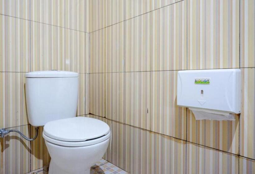 Pensjonat Reddoorz @ Wangi Wangi Island Wakatobi