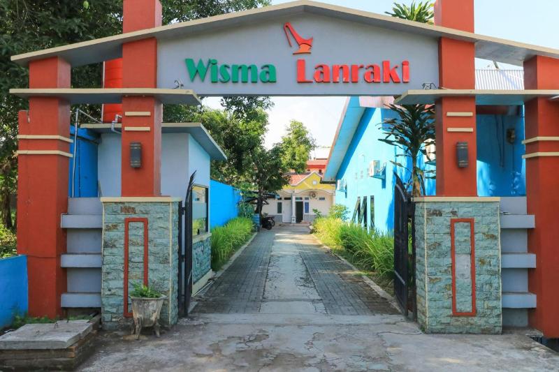 פנסיון Wisma Lanraki