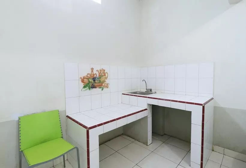 Majatalo Wisma Lanraki