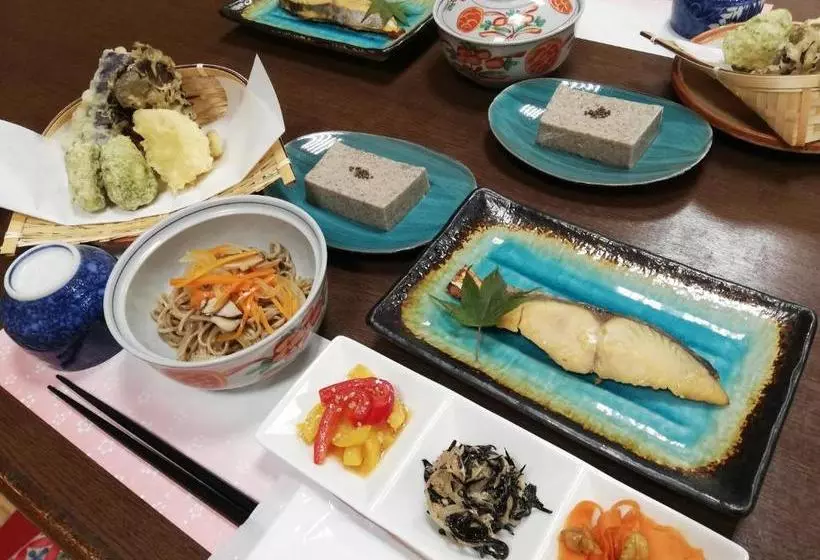 Ryokan Hataya Onsen Sasa No Yu