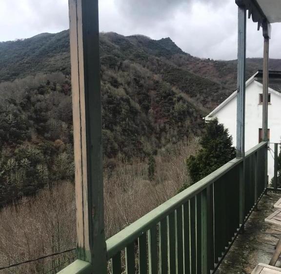 فندق صغير Casa Ferreiro