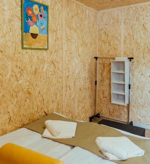 Hostel Chamich Guesthouse