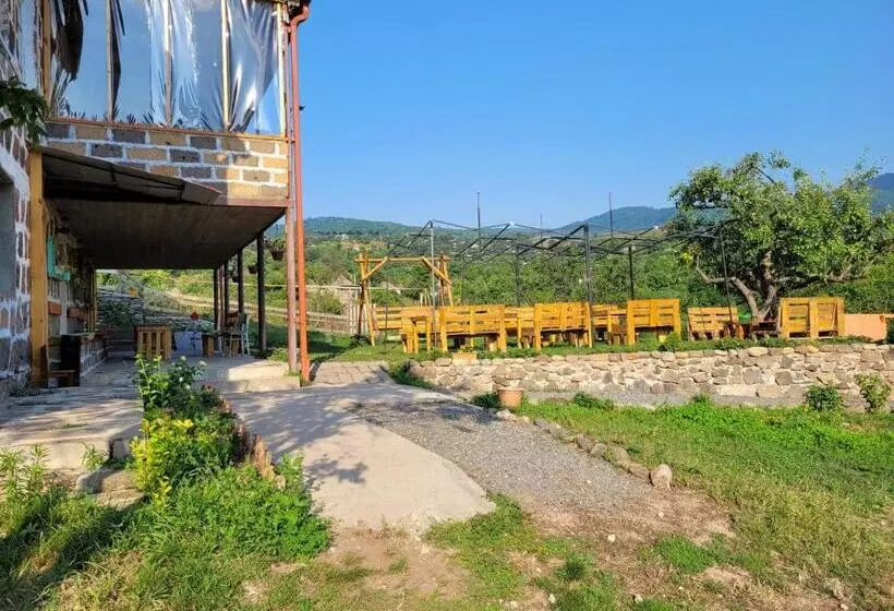 Retkeilymaja Chamich Guesthouse