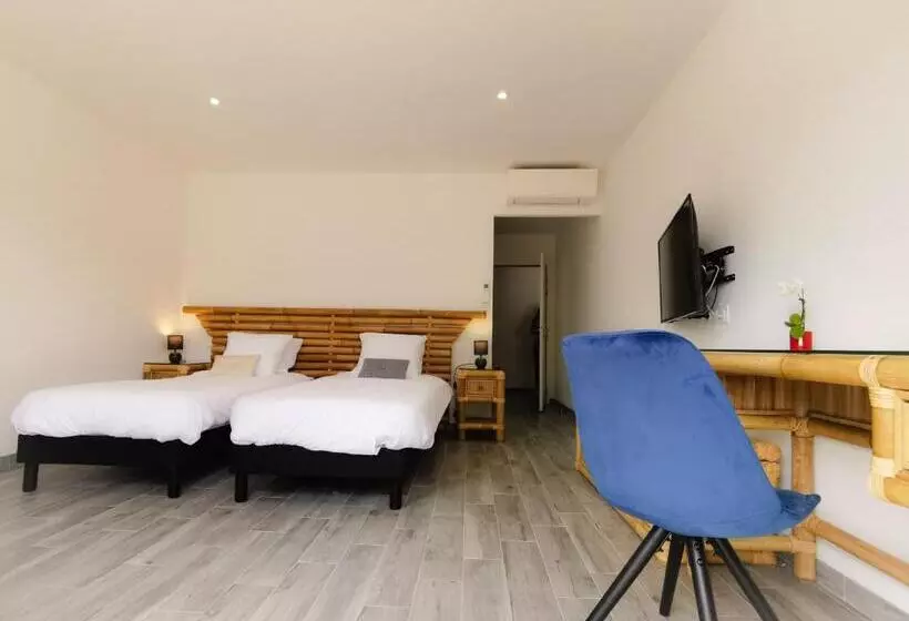 Aamiaismajoitus (B&B) Domaine Des Bois Argentés