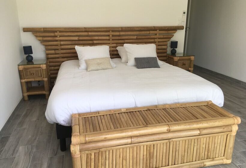 مبيت وإفطار Domaine Des Bois Argentés