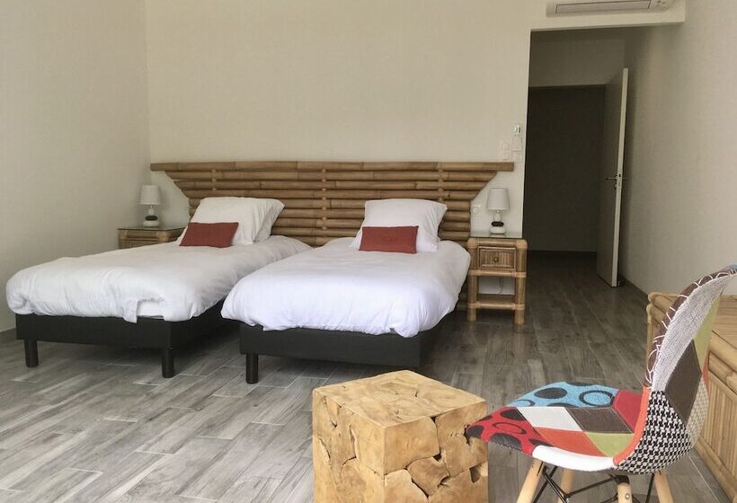 مبيت وإفطار Domaine Des Bois Argentés