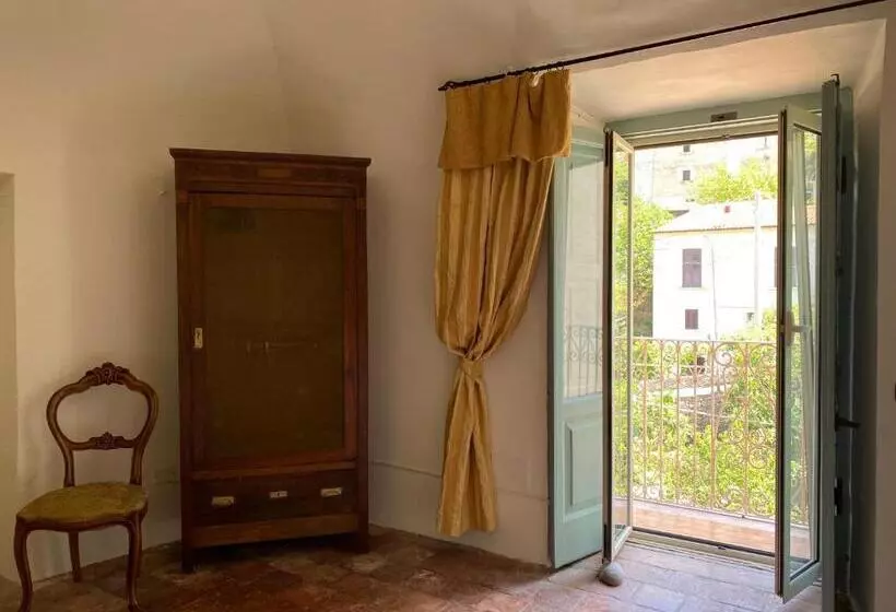 ベッドアンドブレックファースト Fisolare Suite Romantica Per Due