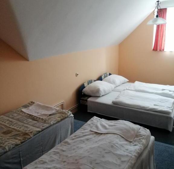 Bed and Breakfast Flamingó Panzió étterem