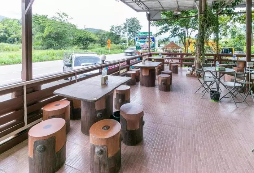 ホテル Oyo 75317 Pintara Fahsai Resort