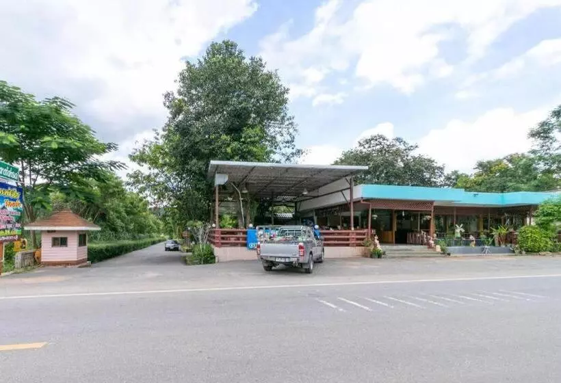 ホテル Oyo 75317 Pintara Fahsai Resort