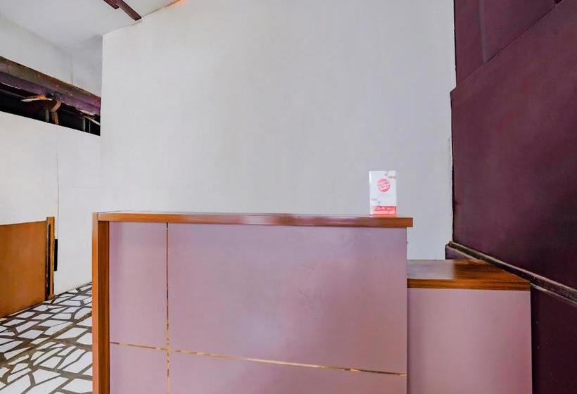 فندق Oyo 90025 Pondok Pesona Lembang