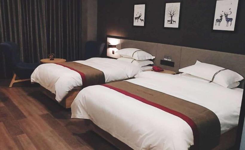 Otel Thank Inn Xinjiang Luntai Hongqiao New District Pedestrian