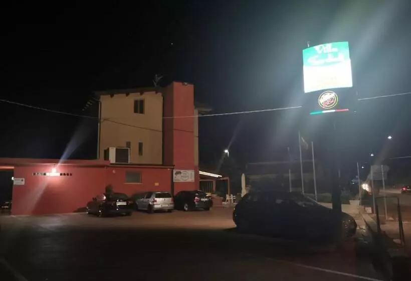 Hotelli Villa Tardioli