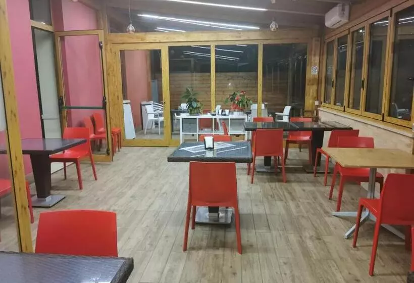 Hotelli Villa Tardioli