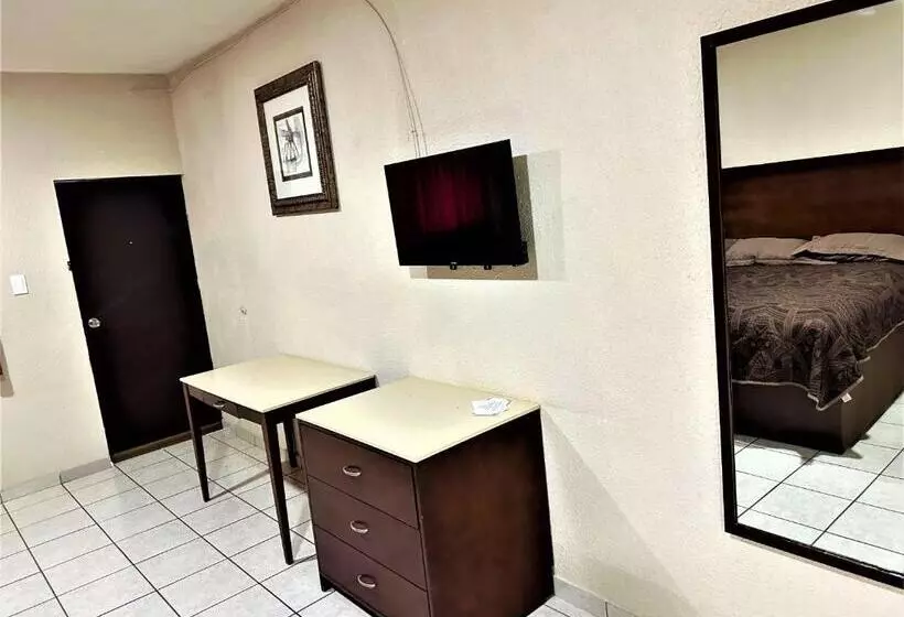 Kavia Meoqui Hotel & Suites