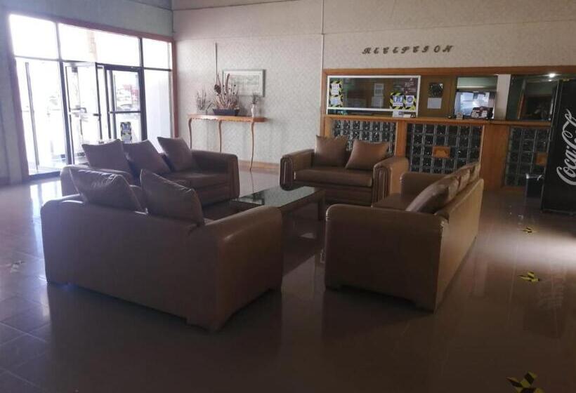 Kavia Meoqui Hotel & Suites