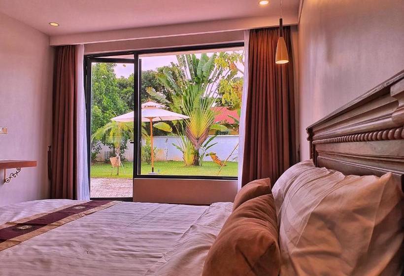 膳宿费 The Peace House Siem Reap