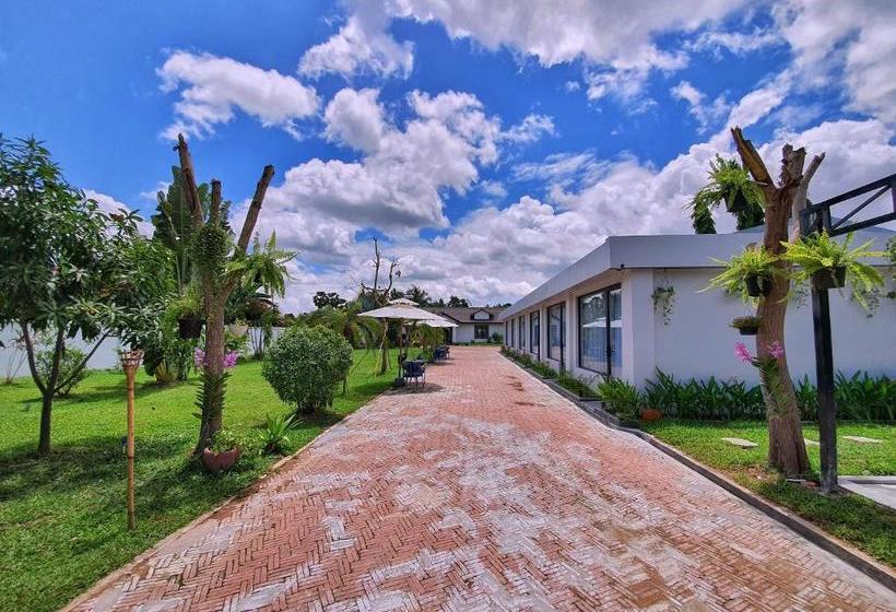 膳宿费 The Peace House Siem Reap