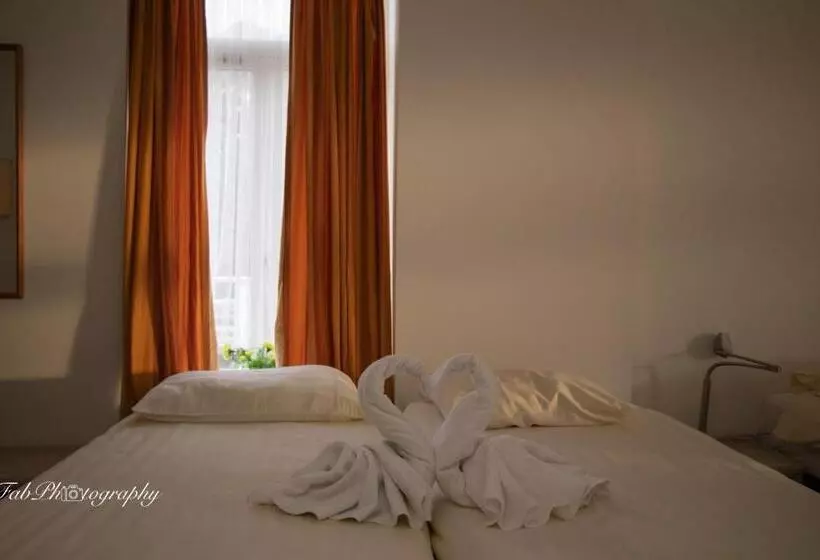 هتل 2000 Valkenburg