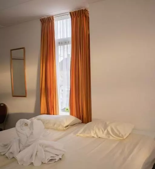 هتل 2000 Valkenburg