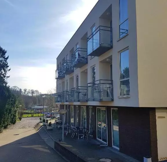 هتل 2000 Valkenburg