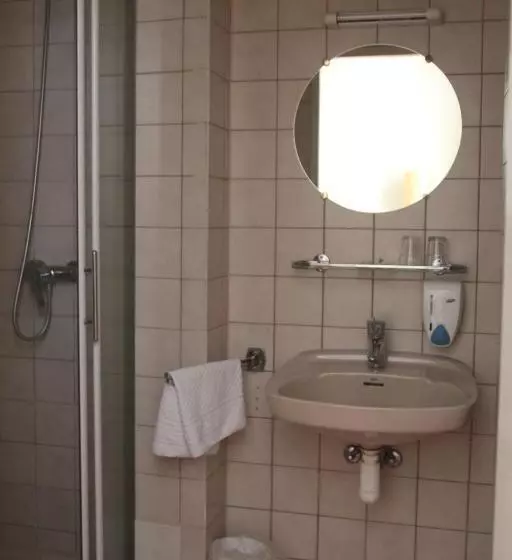 هتل 2000 Valkenburg