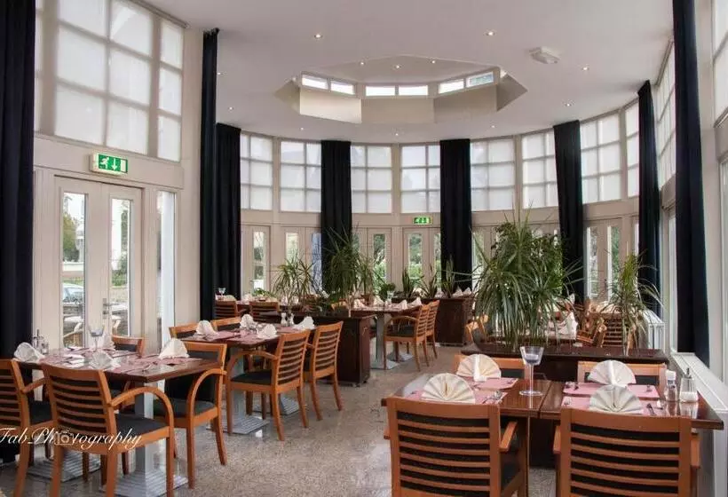 هتل 2000 Valkenburg