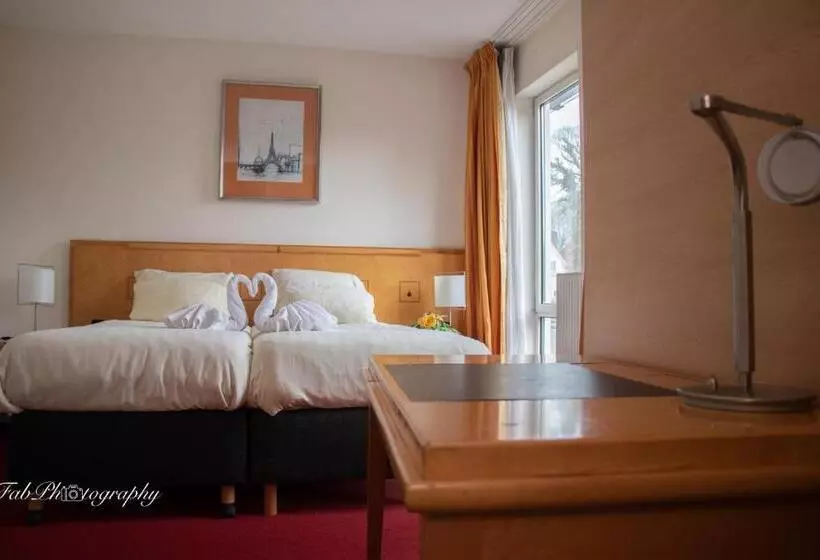 هتل 2000 Valkenburg