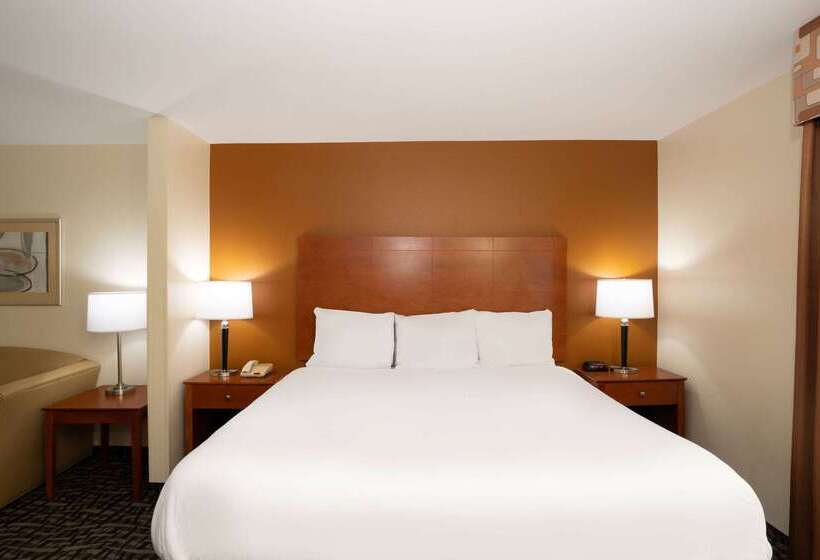 فندق Baymont By Wyndham Savannah South