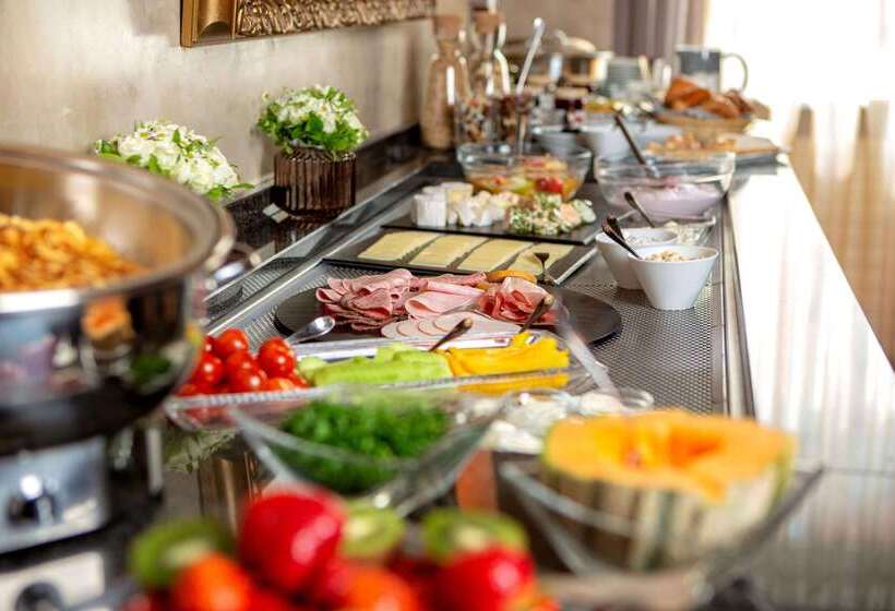 Comfort Hotel Tom Kyle