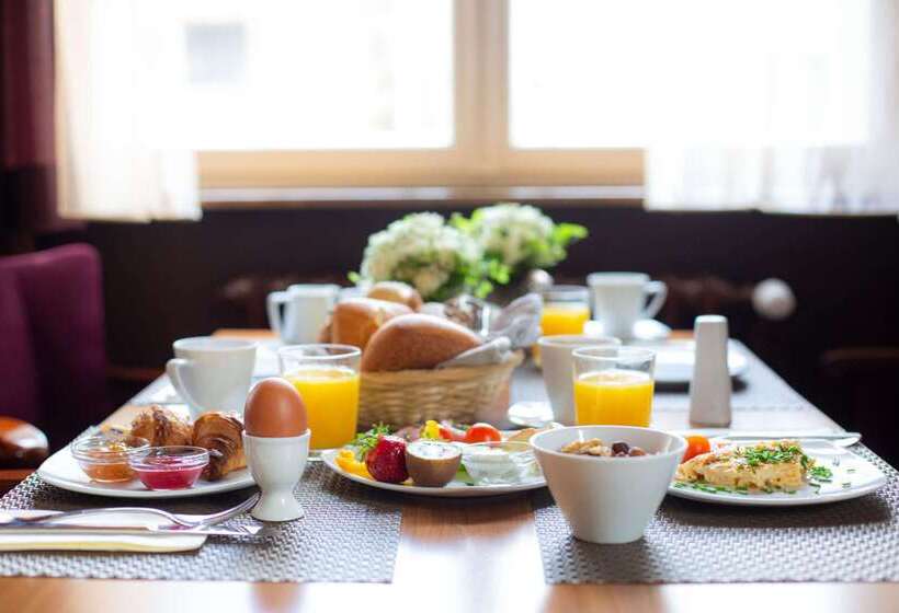 Comfort Hotel Tom Kyle