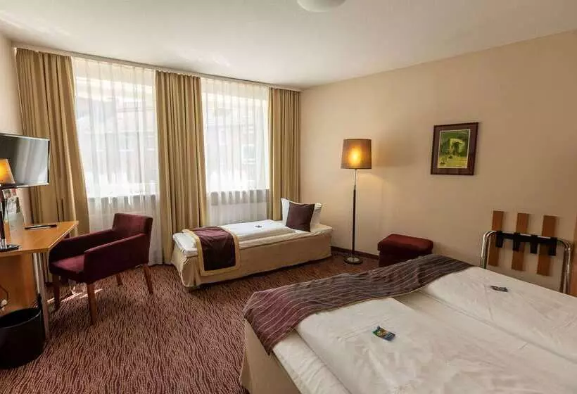 Comfort Hotel Tom Kyle