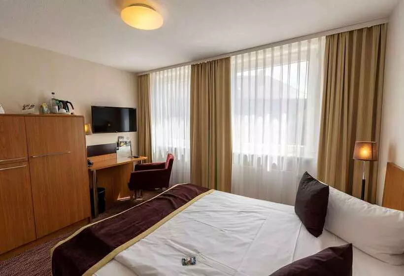 Comfort Hotel Tom Kyle