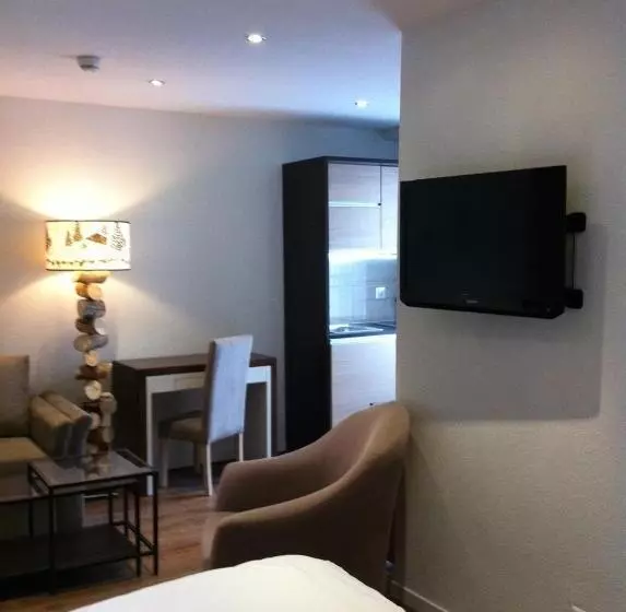 ホテル De La Lande