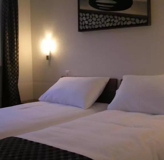 ホテル De La Lande