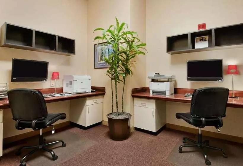 ホテル Embassy Suites By Hilton Charlotte Concord Golf Resort & Spa